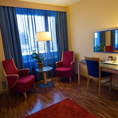 Scandic 4*